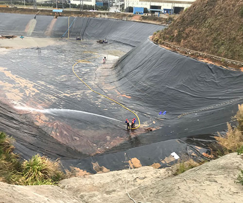 沧县废水池清理